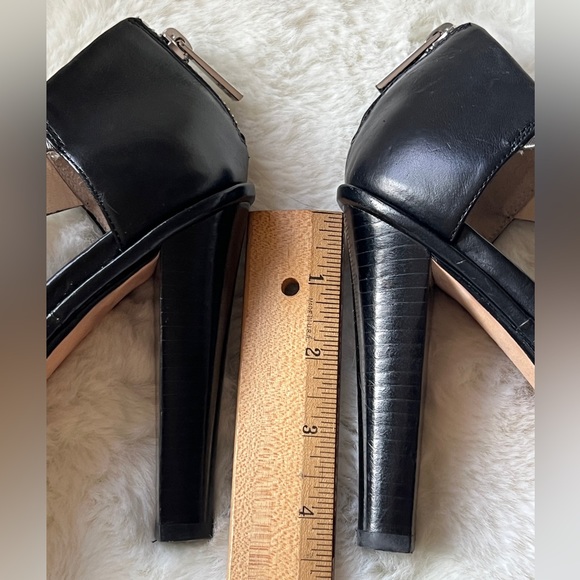 Coach Tawnee Leather Strappy Heels mirrored, vachetta and python embossed Leathe - Picture 14 of 17